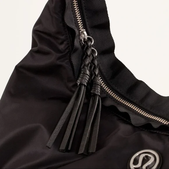 RARE Lululemon Sackasana Bag - Picture 3 of 16